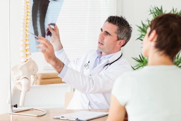 konzultácie so špecialistom na cervikálnu osteochondrózu